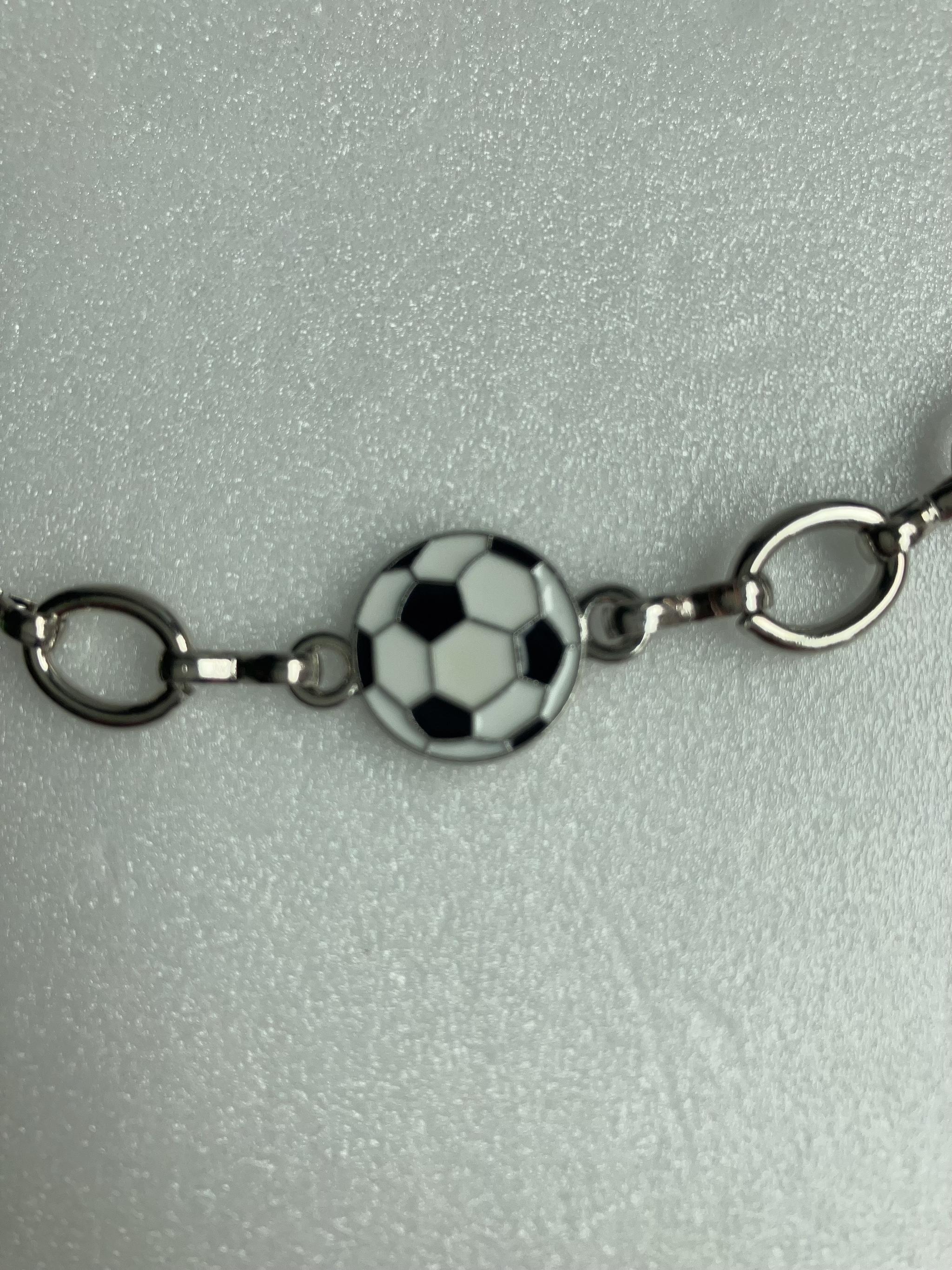 サッカーのブレスレット(銀色) | 2枚目